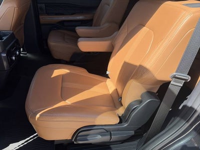 2022 Ford Expedition Platinum