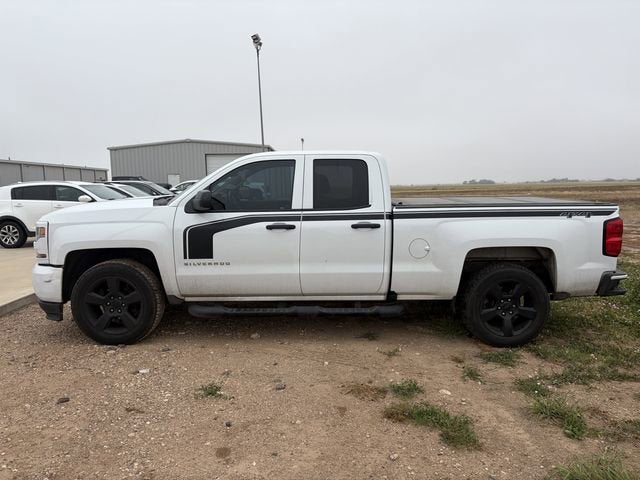 2017 Chevrolet Silverado 1500 Custom