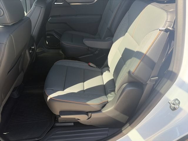 2027 GMC Acadia AT4