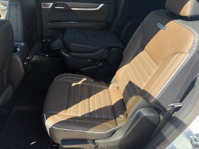 2027 GMC Acadia Denali Ultimate - Photo 12