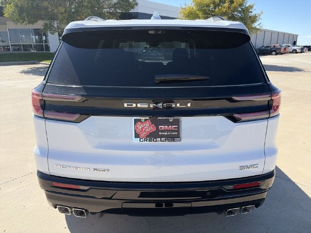 2027 GMC Acadia Denali Ultimate