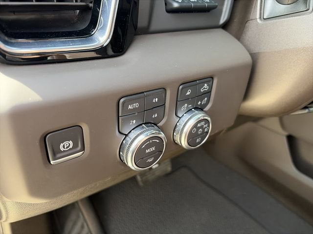2025 GMC Sierra 2500 HD Denali