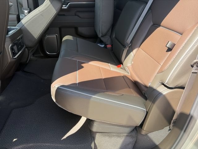 2026 GMC Sierra 3500HD Denali - Photo 13