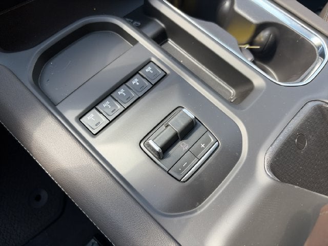 2026 GMC Sierra 3500HD Denali - Photo 23