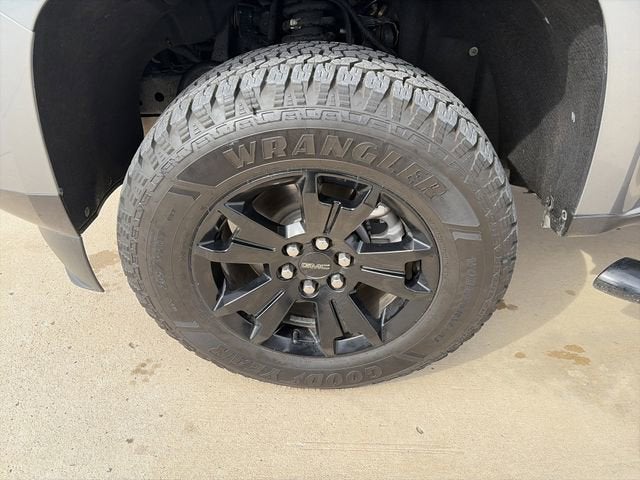 2022 GMC Canyon AT4 - Leather