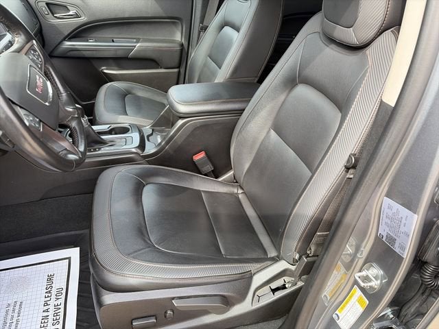 2022 GMC Canyon AT4 - Leather