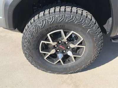 2026 GMC Canyon AT4X