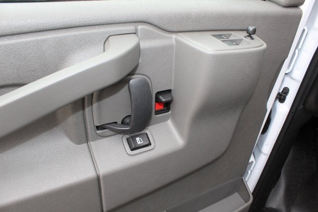 2025 GMC Savana Cargo 2500 Work Van