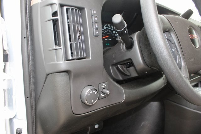 2025 GMC Savana Cargo 2500 Work Van