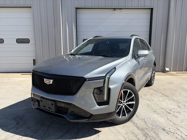 2025 Cadillac XT4 Sport's photo