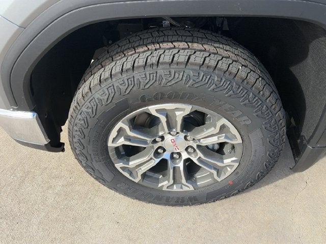2026 GMC Sierra 1500 SLT - Photo 14