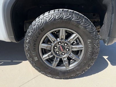 2024 GMC Sierra 1500 AT4X