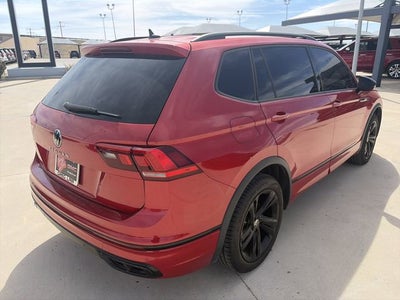 2024 Volkswagen Tiguan SE R-Line Black