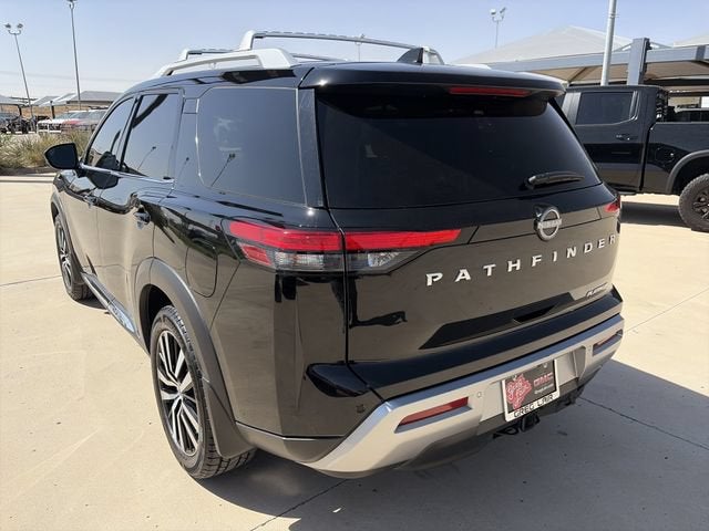 2024 Nissan Pathfinder Platinum