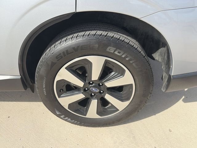 2018 Subaru Forester Base