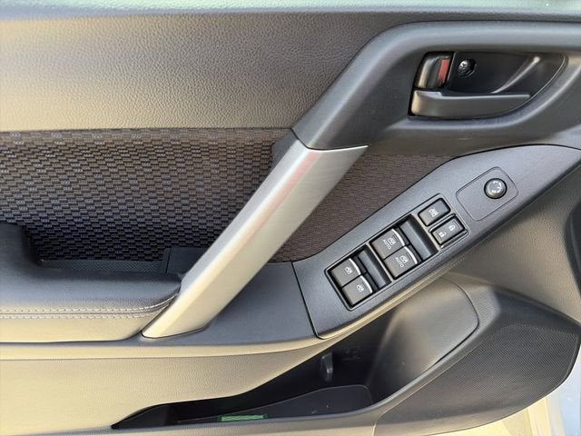 2018 Subaru Forester Base