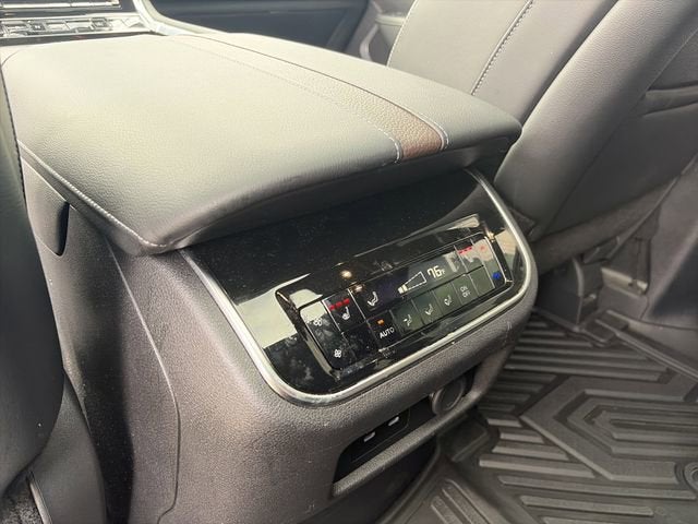 2025 Nissan Armada Platinum Reserve