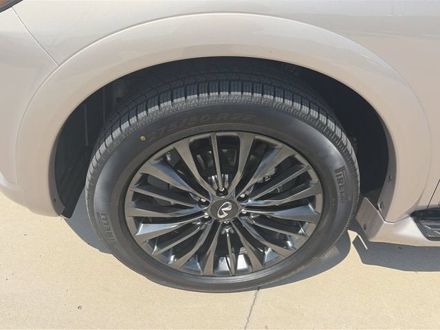 2022 INFINITI QX80 SENSORY