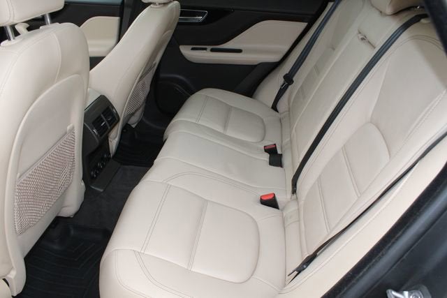 2020 Jaguar F-PACE 25t Prestige