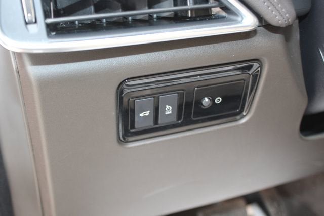 2020 Jaguar F-PACE 25t Prestige