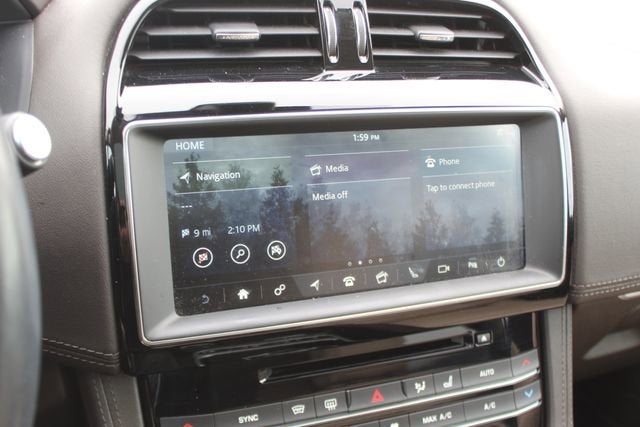 2020 Jaguar F-PACE 25t Prestige