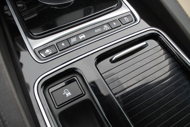 2020 Jaguar F-PACE 25t Prestige